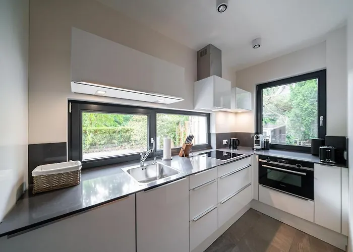 Haus Schlehe - Sauna, Kamin & Waldnah Zingst